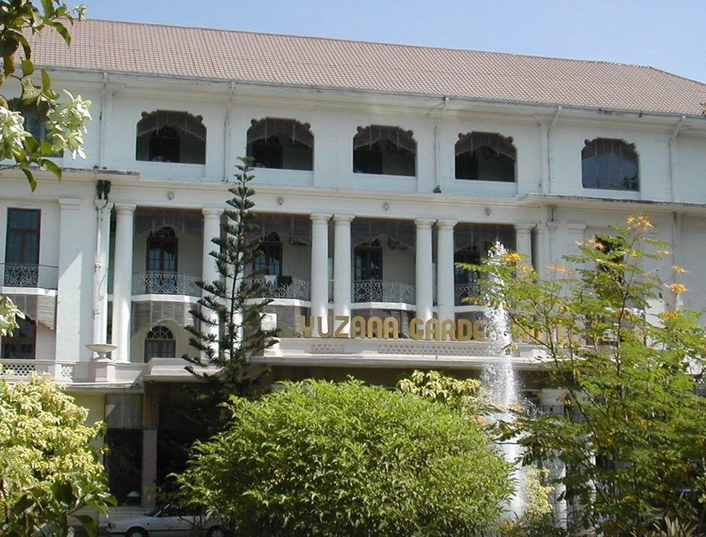 Yuzana Garden Hotel Rangum Exterior foto