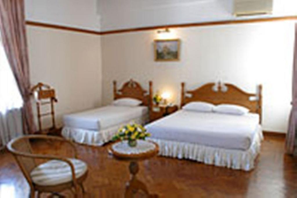 Yuzana Garden Hotel Rangum Exterior foto